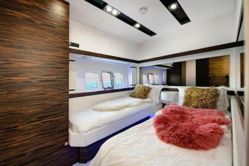 Absolute Absolute 70 STY Comfort e Lussuosi Servizi a Bordo