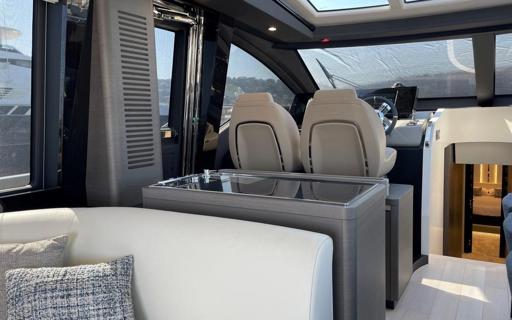 Azimut Azimut S8 Design intérieur et configurations