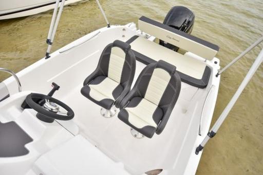 B2 Marine B2 Marine 572 Open Allestimenti e Comfort a Bordo