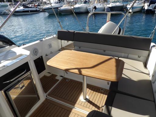 Jeanneau Cap Camarat 7.5 BR Vantaggi del Jeanneau Cap Camarat 7.5 BR