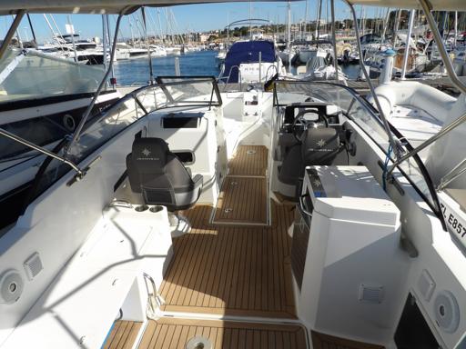 Jeanneau Cap Camarat 7.5 BR Presentazione generale del Jeanneau Cap Camarat 7.5 BR