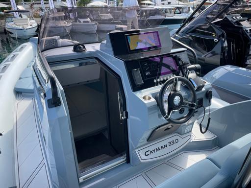 Ranieri Cayman Einführung in den Ranieri <a title="Cayman 28.0 Executive zu verkaufen" href="/bateaux/ranieri/cayman-28.0-executive">Cayman 28.0 Executive</a>