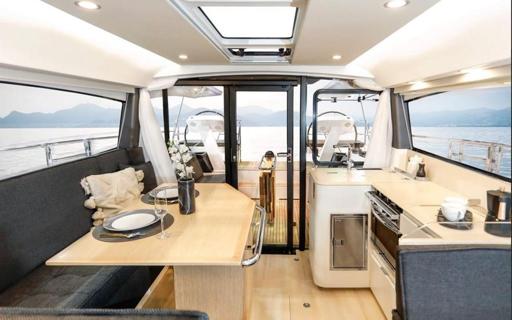Moody DS 41 Découvrez le Moody DS 41 : Un Yacht Polyvalent