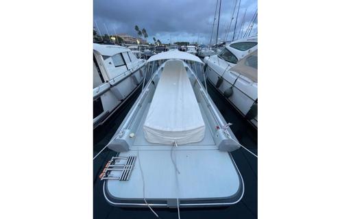 STS Boats <a title="Expression 29 à vendre" href="/bateaux/kelt/expression-29">Expression 29</a> Équipements et Confort