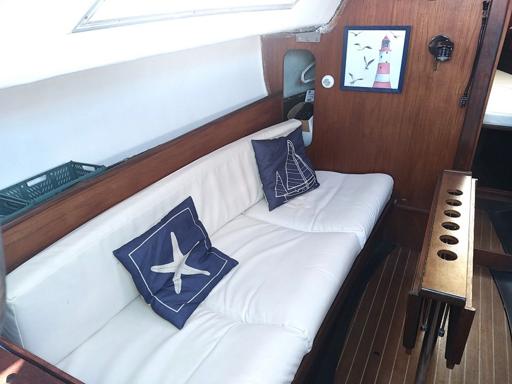 Beneteau First 27 Eigenschaften und Konstruktion