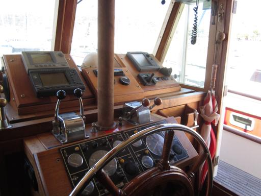 American Marine Grand Banks 36 Systèmes de navigation et de sécurité