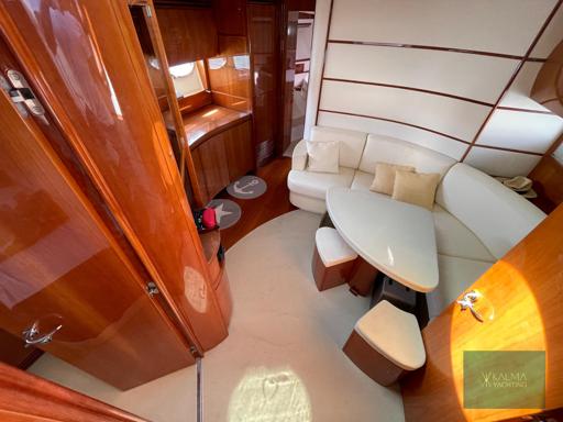 Pershing Pershing 50 Leben an Bord Ausstattung