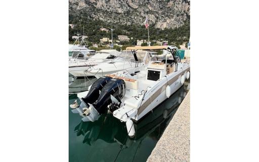 Saver Saver 330 WA Scopri la barca Saver 330 WA Redding