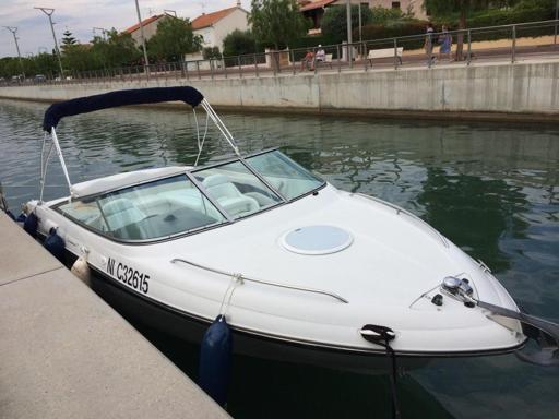 Four Winns Sundowner 235 Allgemeine Vorstellung des Four Winns Sundowner 235