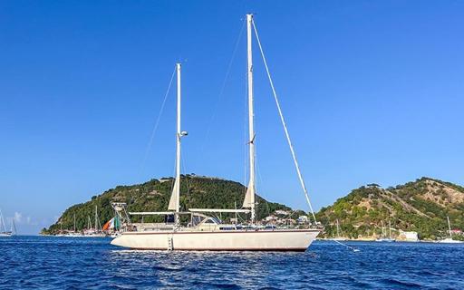 Amel <a title="Super Maramu à vendre" href="/bateaux/amel/super-maramu">Super Maramu</a> 2000 Caractéristiques Techniques du Voilier